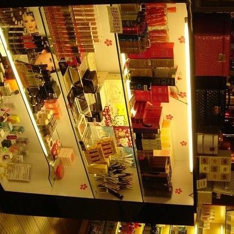 海量高清圖片助力品牌視覺，專業(yè)清關代理護航跨境業(yè)務